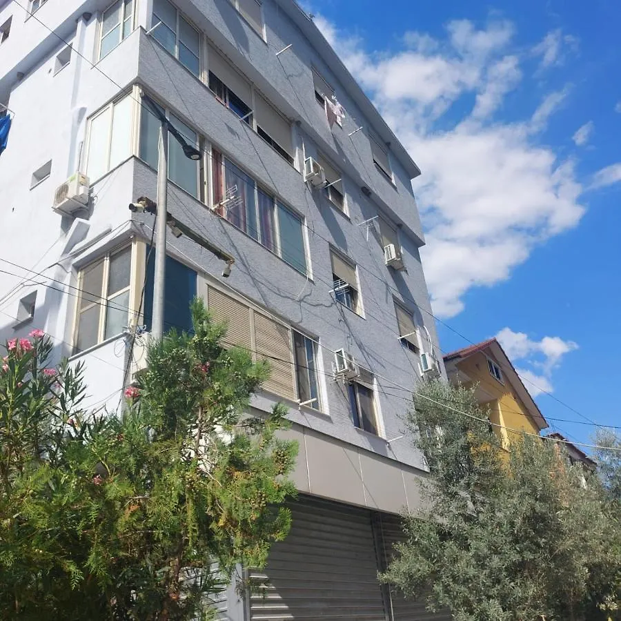 Lovely Apart 0-2 Lägenhet Tirana